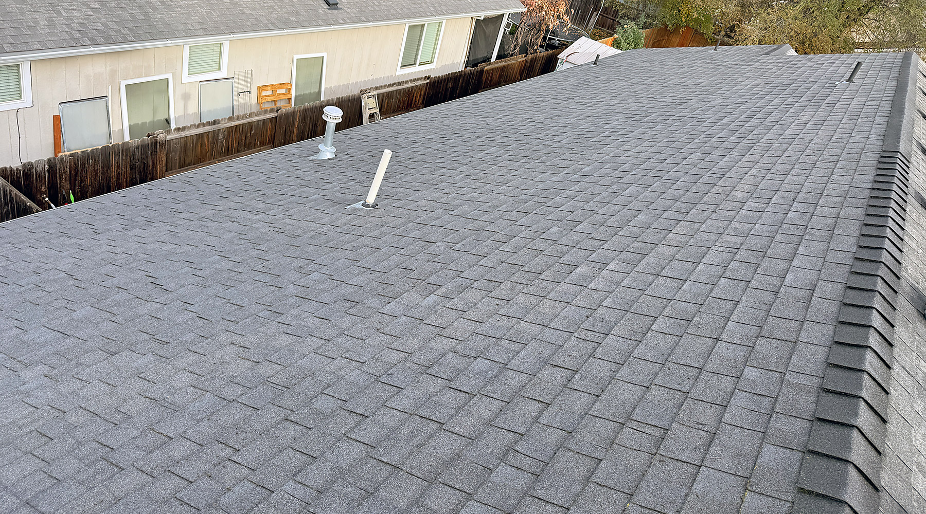 A clean shingle roof